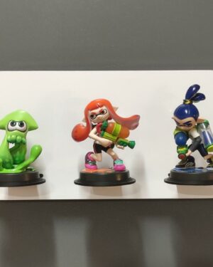 Étagère pour 3 Amiibo